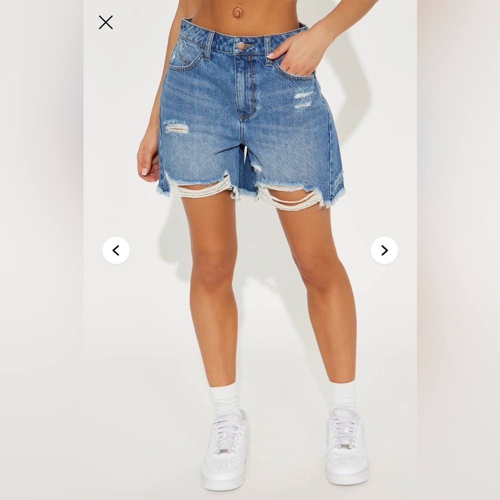 Fashion Nova Women's Classic Blue Ripped Jean Shorts